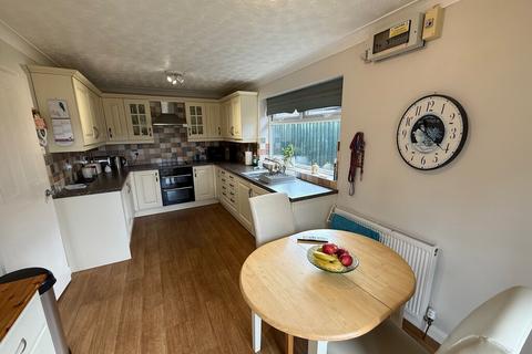 3 bedroom detached bungalow for sale, Cedar Drive, Bourne