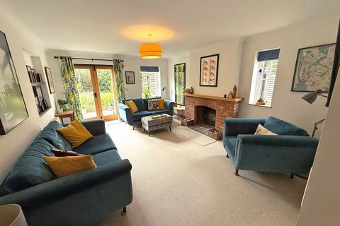 4 bedroom detached house for sale, Church Street, Haconby