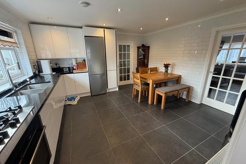 3 bedroom detached bungalow for sale, Galletly Close, Bourne