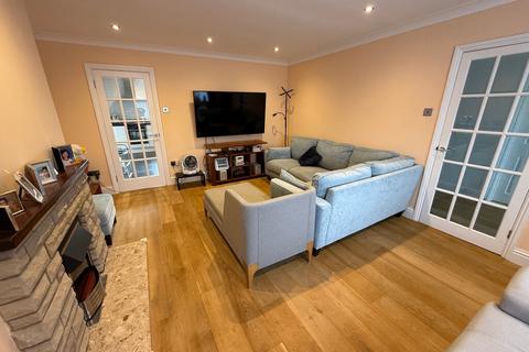 3 bedroom detached bungalow for sale, Galletly Close, Bourne