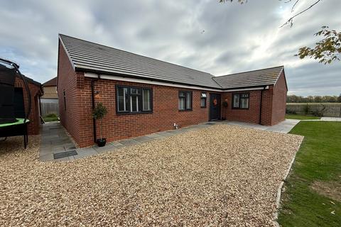 4 bedroom detached bungalow for sale, The Sidings, Bourne