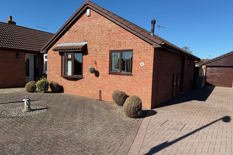 2 bedroom semi-detached bungalow for sale, Abbots Close