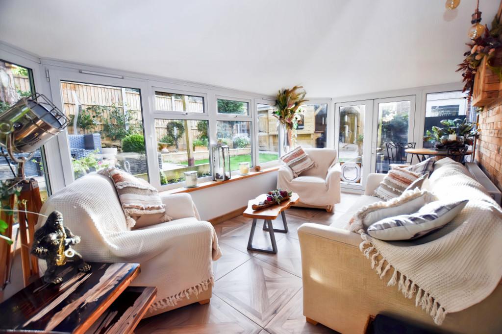 Garden Room 2