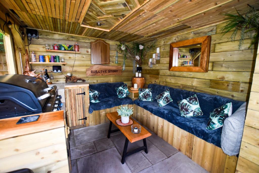 Outdoor Kitchen 1