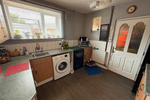2 bedroom semi-detached bungalow for sale, Edinburgh Crescent, Bourne