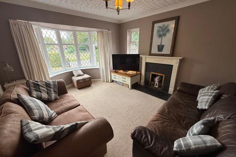 4 bedroom detached bungalow for sale, Chapel Street, Sleaford