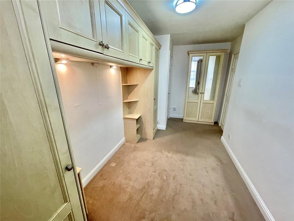 Fitted Wardrobes