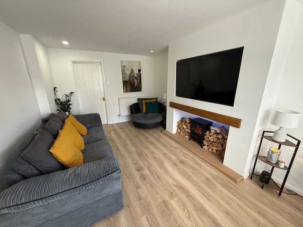 Lounge 1