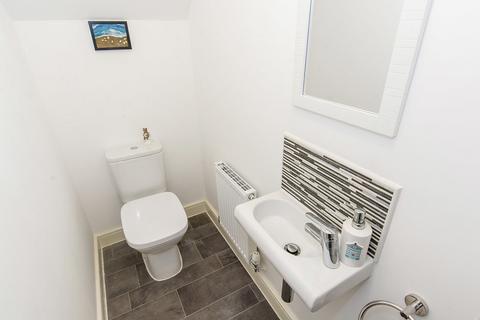 2 bedroom terraced house for sale, Thomas Avenue, Market Harborough
