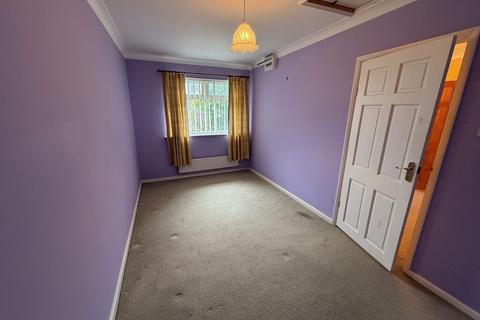 4 bedroom detached bungalow for sale, Harvey Close, Bourne