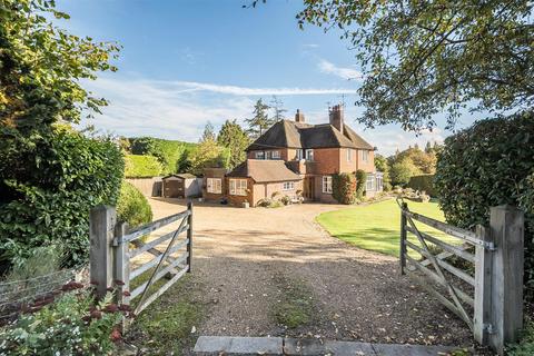Fairfield Clandon Road, West Clandon, Guildford, GU4 7UW