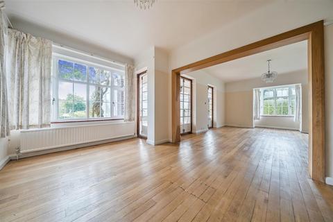 Fairfield Clandon Road, West Clandon, Guildford, GU4 7UW