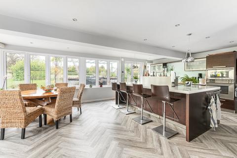 undefined, Crafton, Leighton Buzzard, Buckinghamshire, LU7