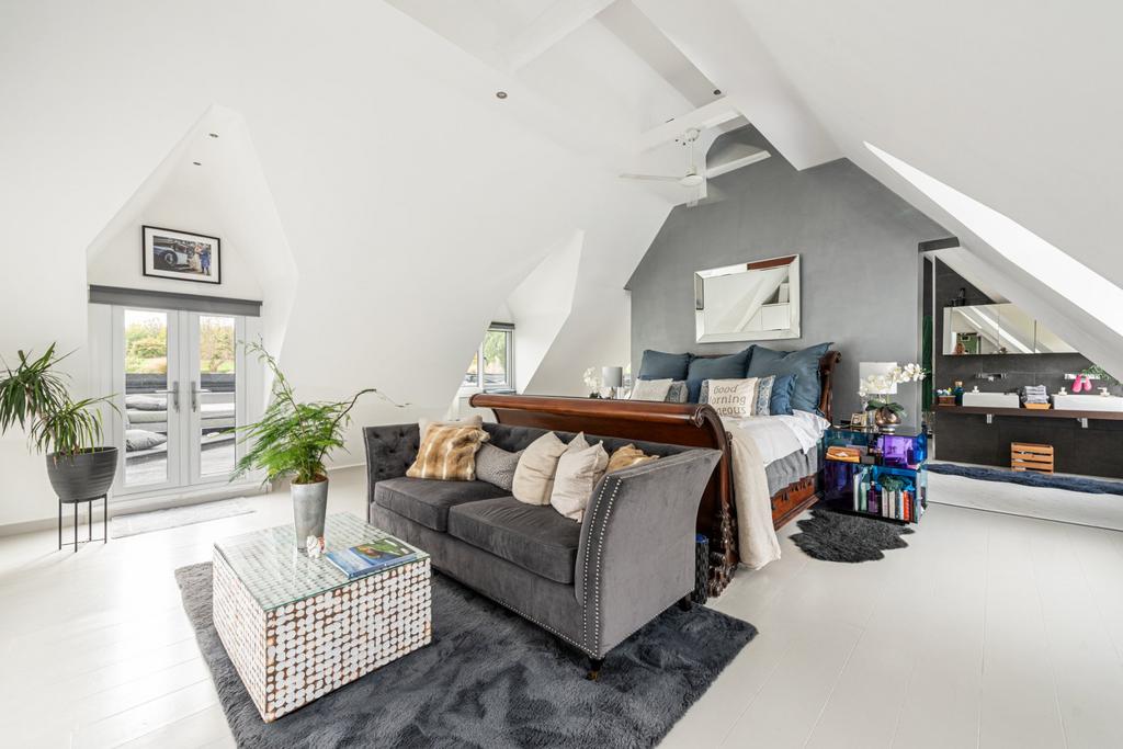 Principal Bedroom