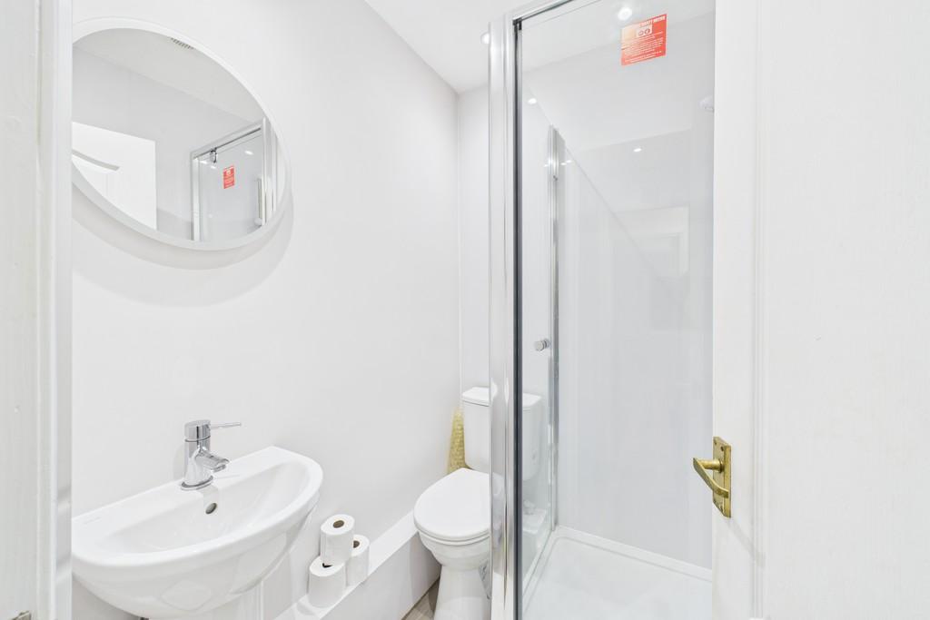 En Suite Shower Room