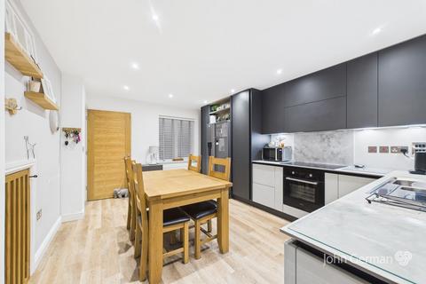 3 bedroom detached house for sale, Prospect Place, Stafford
