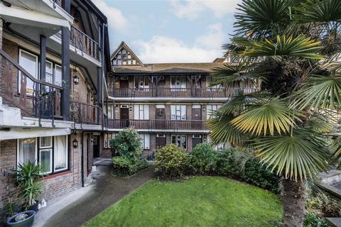 undefined, Tudor Close, London SW2
