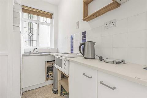 undefined, Tudor Close, London SW2