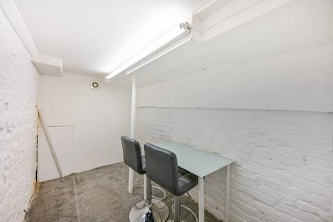 undefined, Hardman Road, Kingston, Kingston upon Thames, KT2