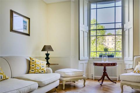 1 bedroom flat to rent, Norland Square, London W11