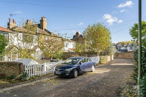undefined, Taylors Lane, Barnet EN5