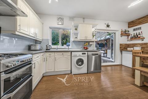 3 bedroom terraced house for sale, Oak Road, Melton Mowbray LE13