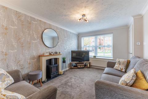 3 bedroom detached house for sale, Clyde Avenue, Evesham WR11