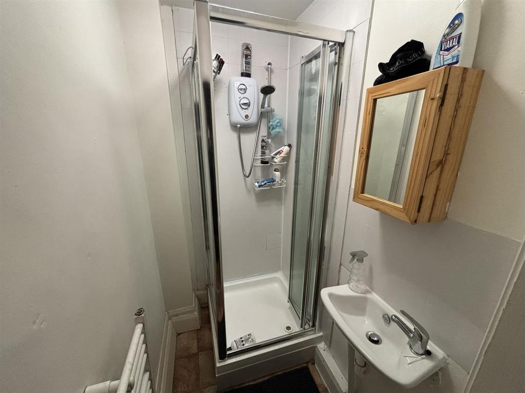 Shower Room 2