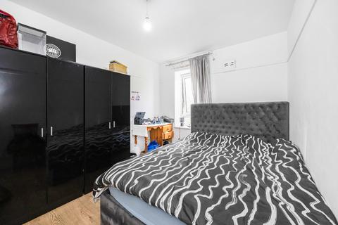 3 bedroom apartment for sale, Limborough House, Thomas Road, London, E14