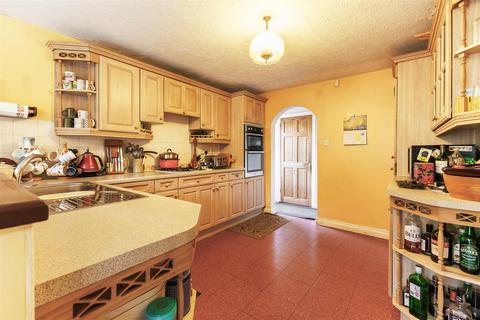 5 bedroom detached house for sale, Hunter Rise, Pershore WR10