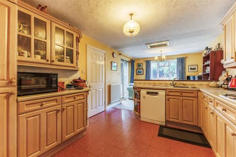 5 bedroom detached house for sale, Hunter Rise, Pershore WR10