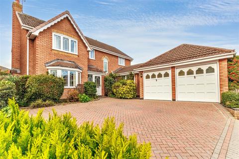 5 bedroom detached house for sale, Hunter Rise, Pershore WR10