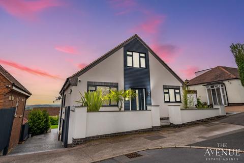 undefined, Incredible property with the most stunning views at 6 Catterley Hill NG3 7AR