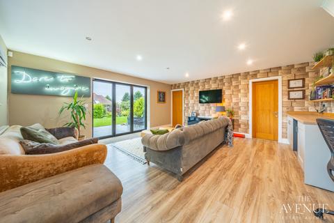 undefined, Incredible property with the most stunning views at 6 Catterley Hill NG3 7AR