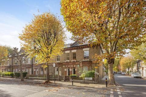 Grayshott Road, London, UK