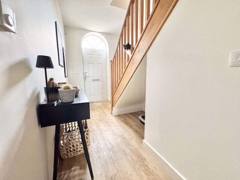 Entrance hall view 2
