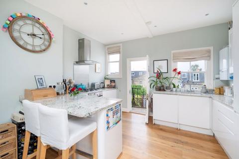 4 bedroom maisonette for sale, Jeddo Road W12
