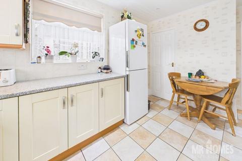 2 bedroom semi-detached house for sale, Court Gardens, Rogerstone, Newport, NP10 9FU