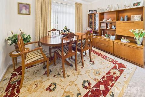 2 bedroom semi-detached house for sale, Court Gardens, Rogerstone, Newport, NP10 9FU