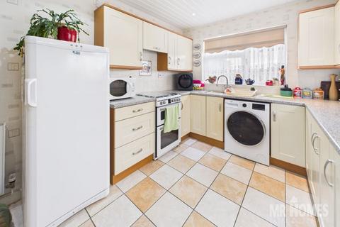 2 bedroom semi-detached house for sale, Court Gardens, Rogerstone, Newport, NP10 9FU