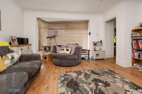 undefined, Elizabeth Avenue, Thorpe St Andrew, Norwich