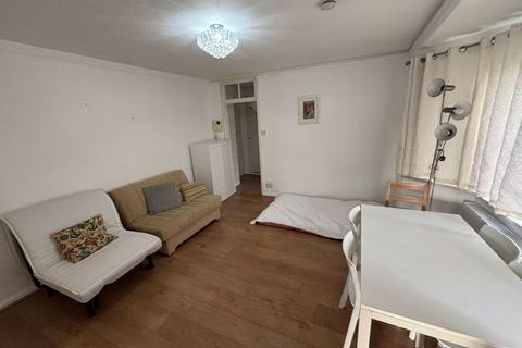 undefined, The Pantiles, Finchley Road, Temple Fortune, Greater London, NW11 6XX