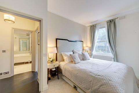2 bedroom flat for sale, Harcourt Terrace, Chelsea, London
