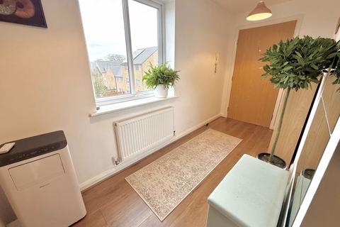 2 bedroom apartment for sale, Holly Acre, Dunstable