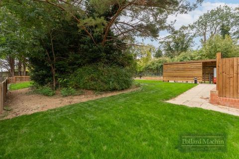 85 Purley Downs Road, South Croydon, CR2 0RJ