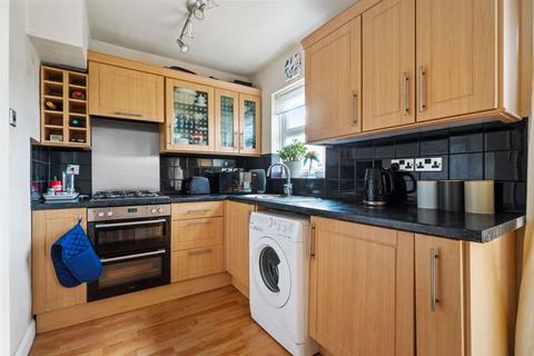 4 bedroom semi-detached house for sale, Dibdin Road, Sutton
