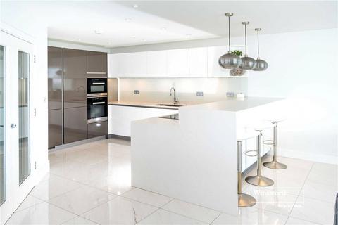 2 bedroom apartment to rent, Wharncliffe Road, Highcliffe, Christchurch, Dorset, BH23