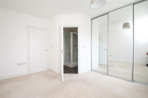4 bedroom house to rent, Kingshill Drive, High Wycombe HP13