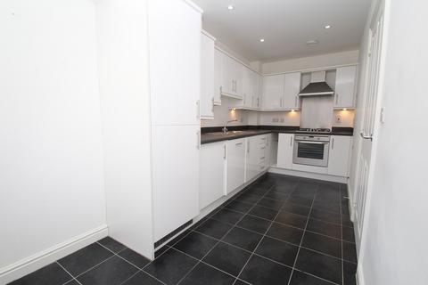4 bedroom house to rent, Kingshill Drive, High Wycombe HP13