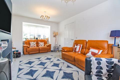 3 bedroom semi-detached house for sale, Wooding Way, Bedford MK45